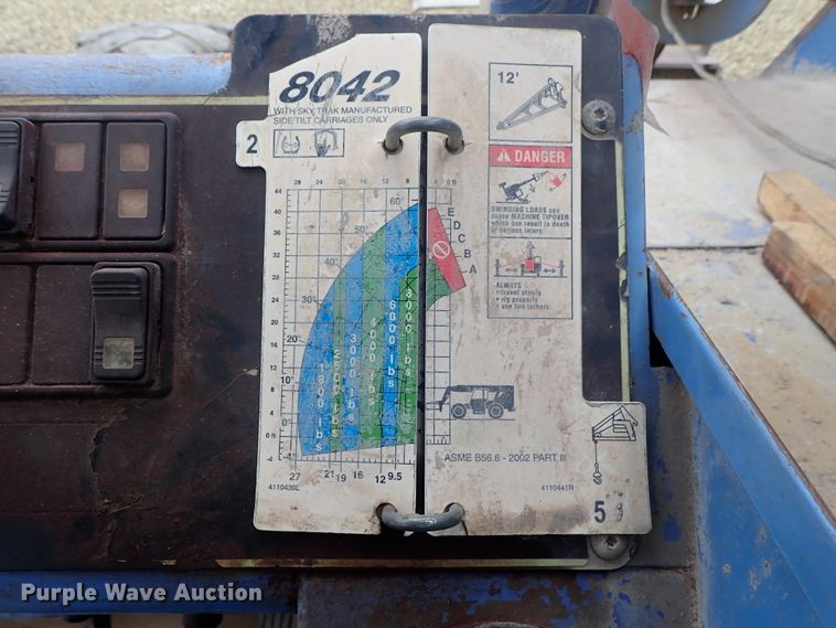 image for item FF9330 2006 SkyTrak 8042 telehandler