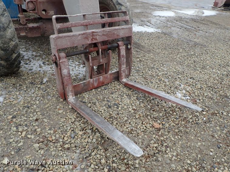 image for item FF9330 2006 SkyTrak 8042 telehandler