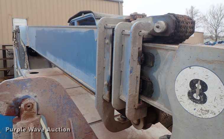 image for item FF9330 2006 SkyTrak 8042 telehandler