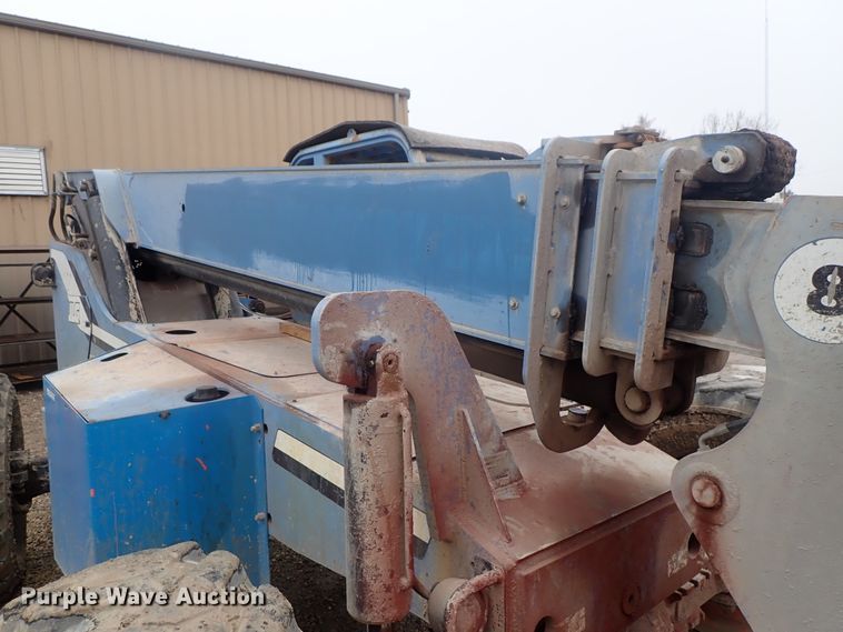 image for item FF9330 2006 SkyTrak 8042 telehandler