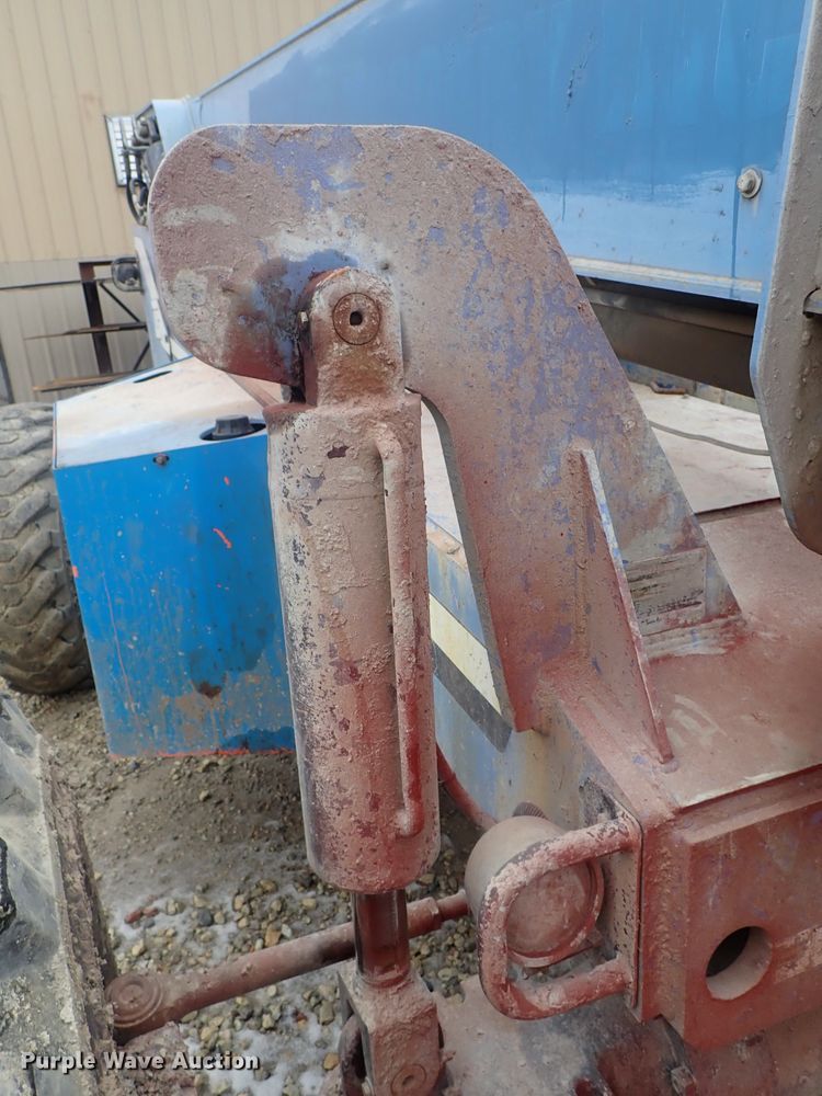 image for item FF9330 2006 SkyTrak 8042 telehandler