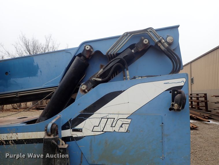 image for item FF9330 2006 SkyTrak 8042 telehandler