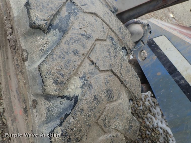 image for item FF9330 2006 SkyTrak 8042 telehandler