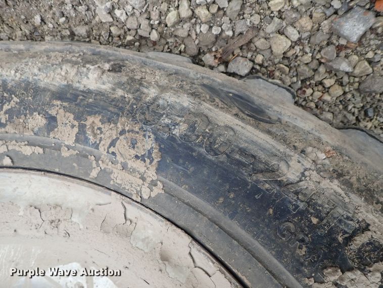 image for item FF9330 2006 SkyTrak 8042 telehandler