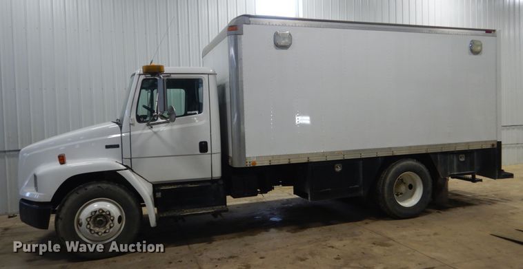 image for item FU9058 1997 Freightliner FL70 lube box truck