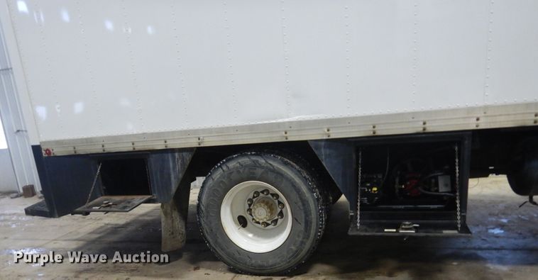 image for item FU9058 1997 Freightliner FL70 lube box truck