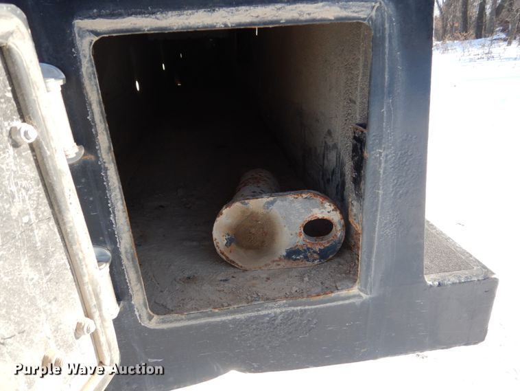 image for item FU9059 2003 GMC C6500 service truck