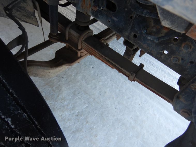 image for item FU9059 2003 GMC C6500 service truck