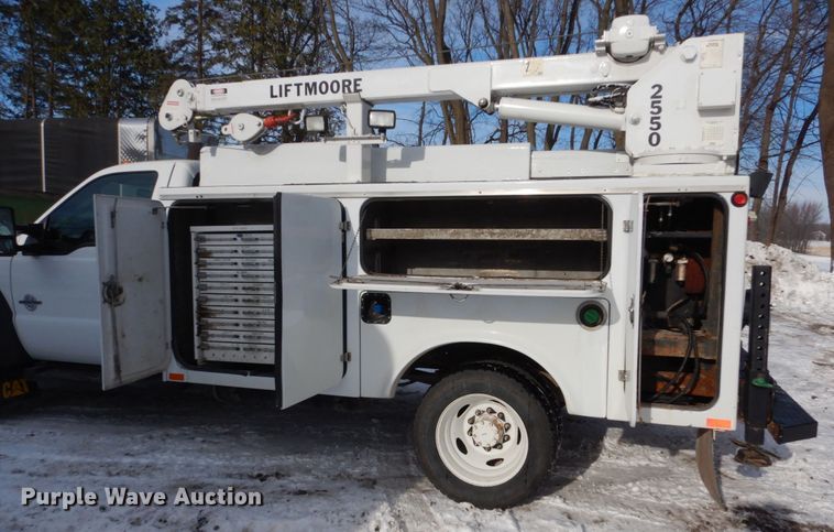 image for item FU9060 2011 Ford F550 service truck