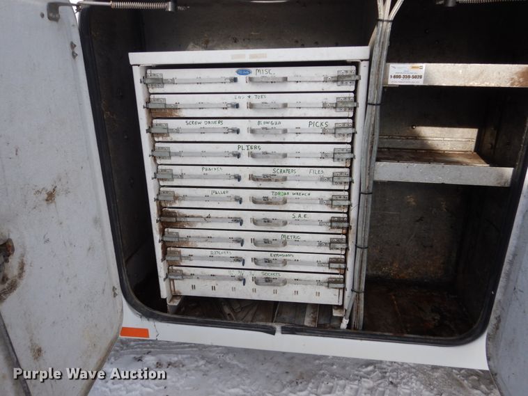 image for item FU9060 2011 Ford F550 service truck