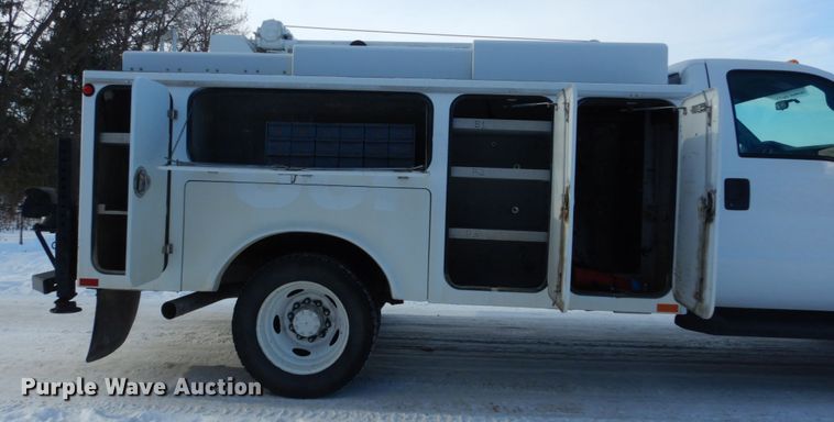 image for item FU9060 2011 Ford F550 service truck