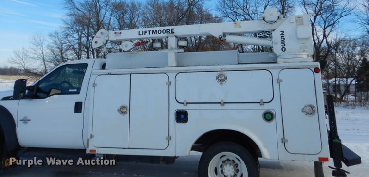 image for item FU9060 2011 Ford F550 service truck