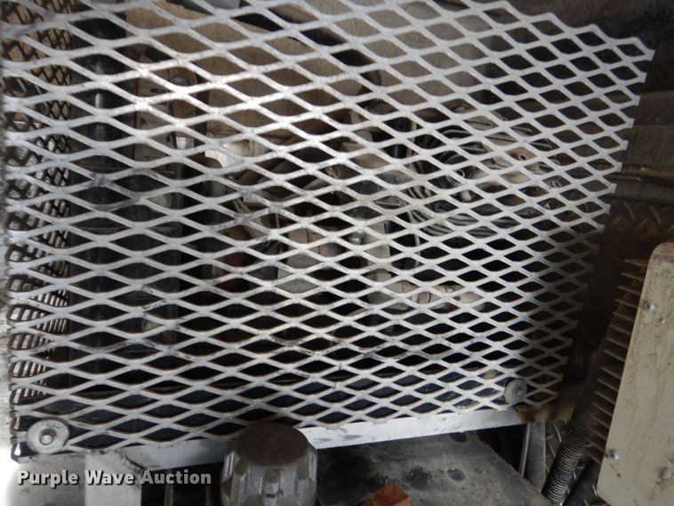 image for item FU9060 2011 Ford F550 service truck