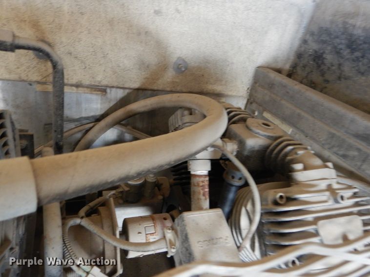 image for item FU9060 2011 Ford F550 service truck