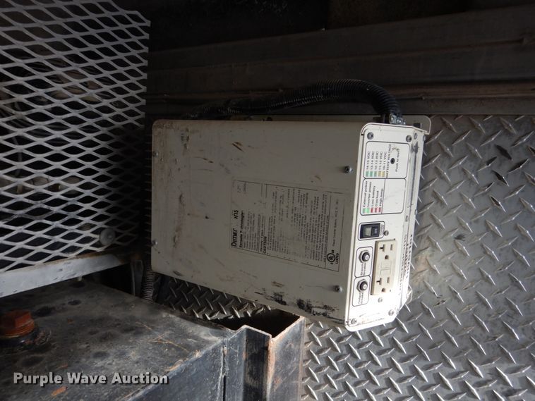 image for item FU9060 2011 Ford F550 service truck