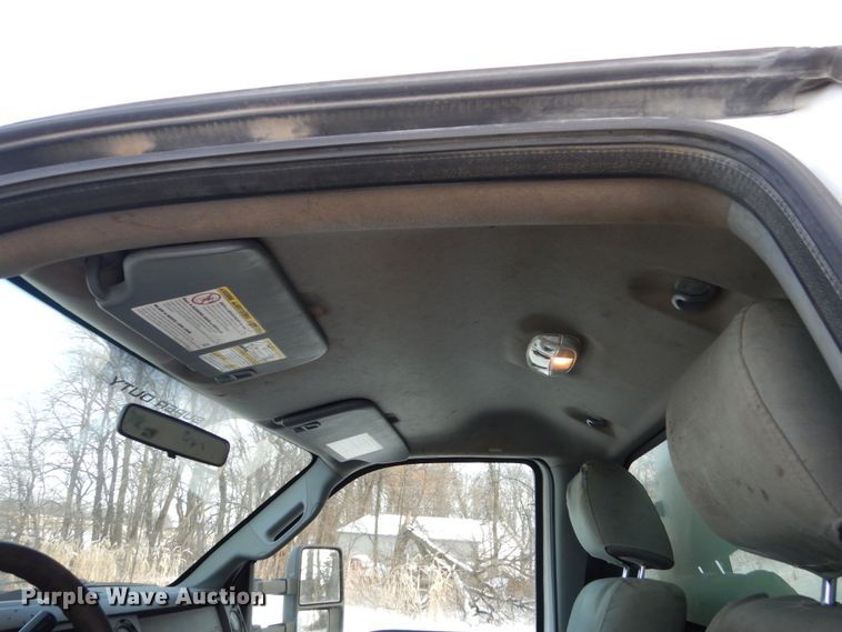 image for item FU9060 2011 Ford F550 service truck