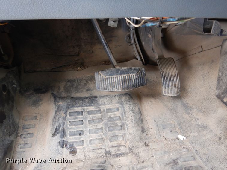 image for item FU9060 2011 Ford F550 service truck