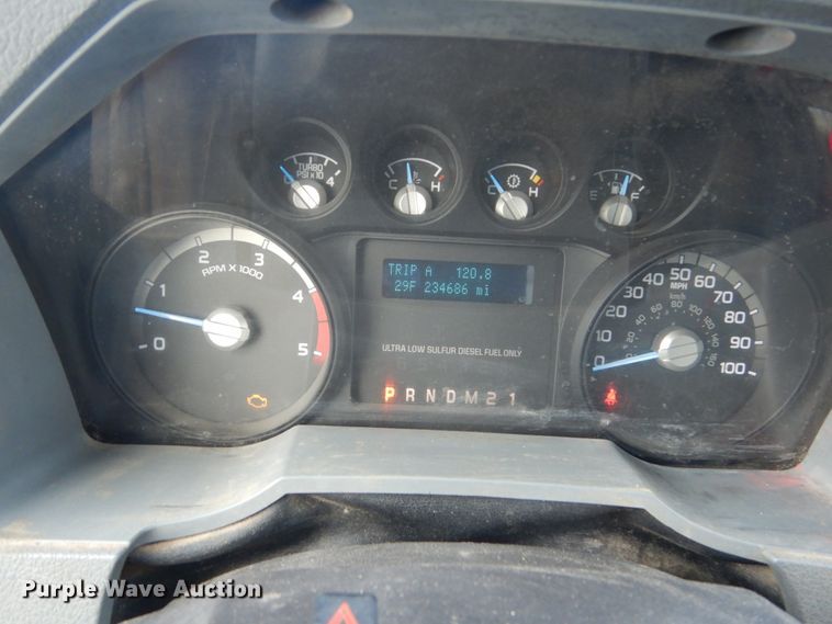 image for item FU9060 2011 Ford F550 service truck