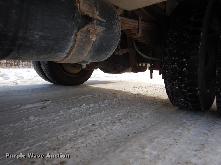 image for item FU9060 2011 Ford F550 service truck