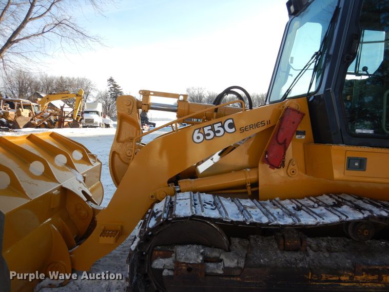 image for item FU9065 2002 John Deere 655C track loader