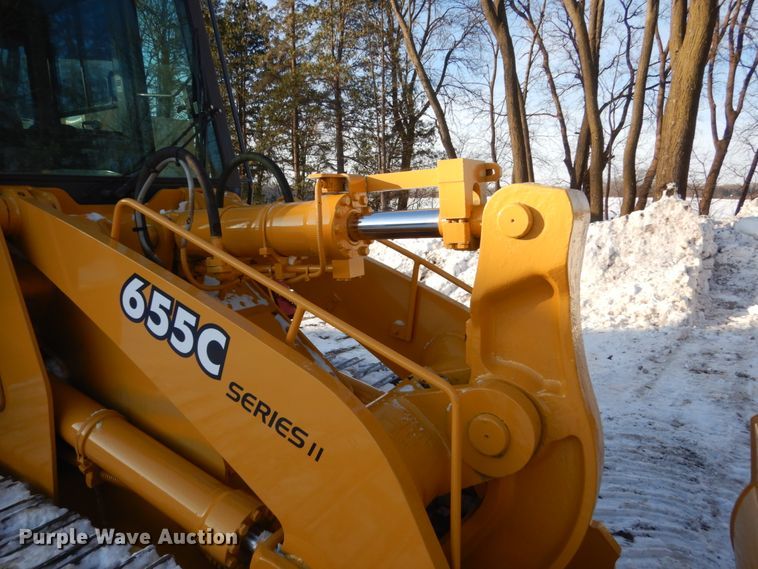 image for item FU9065 2002 John Deere 655C track loader