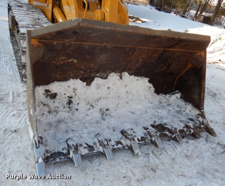 image for item FU9065 2002 John Deere 655C track loader