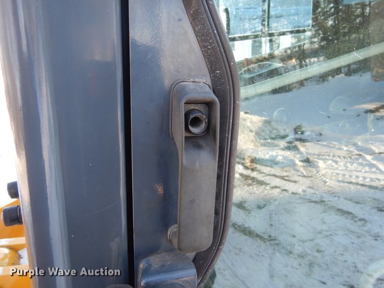 image for item FU9065 2002 John Deere 655C track loader