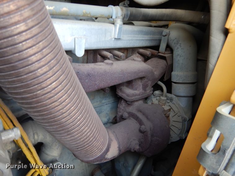 image for item FU9065 2002 John Deere 655C track loader