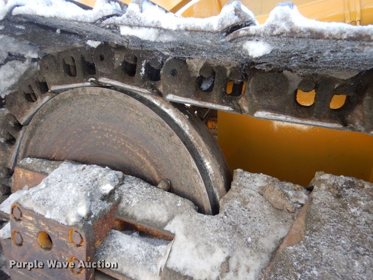 image for item FU9065 2002 John Deere 655C track loader