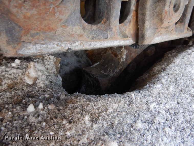 image for item FU9065 2002 John Deere 655C track loader