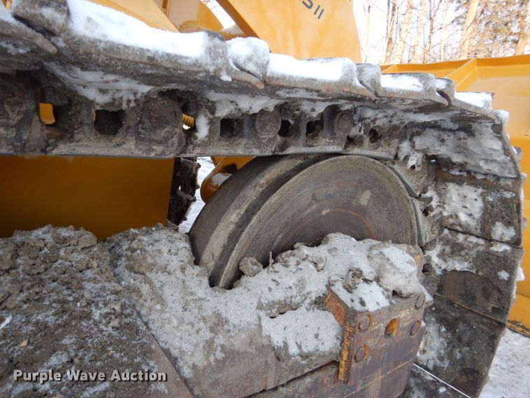 image for item FU9065 2002 John Deere 655C track loader