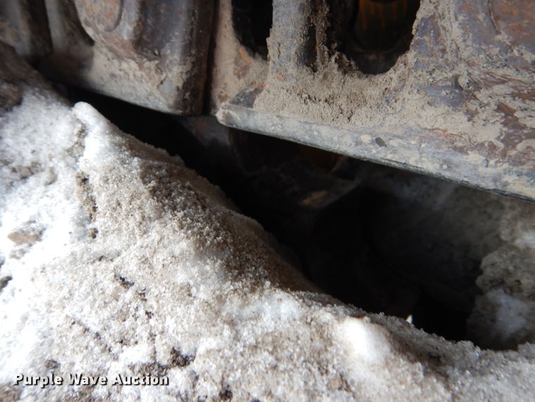 image for item FU9065 2002 John Deere 655C track loader