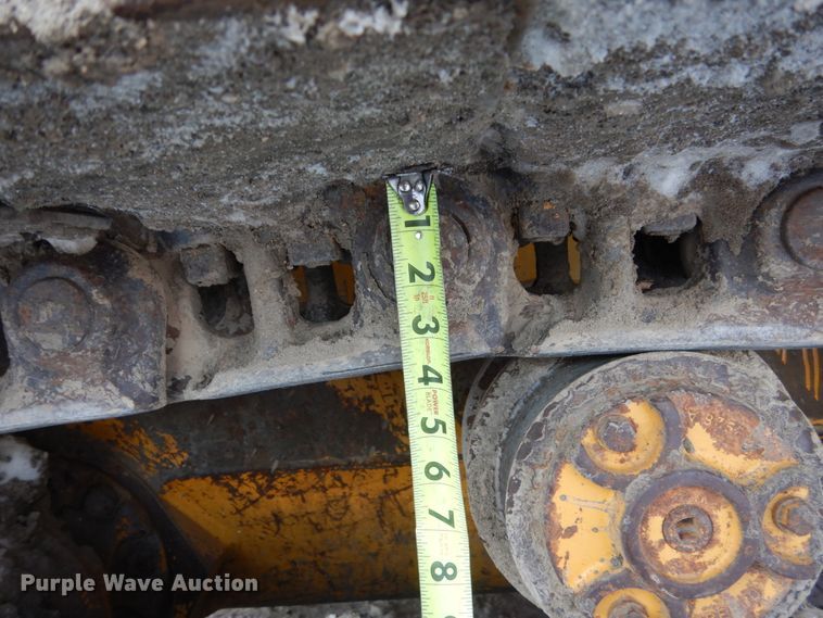 image for item FU9065 2002 John Deere 655C track loader