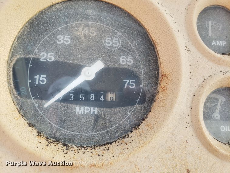 image for item GA9408 1983 Ford 700 spool truck