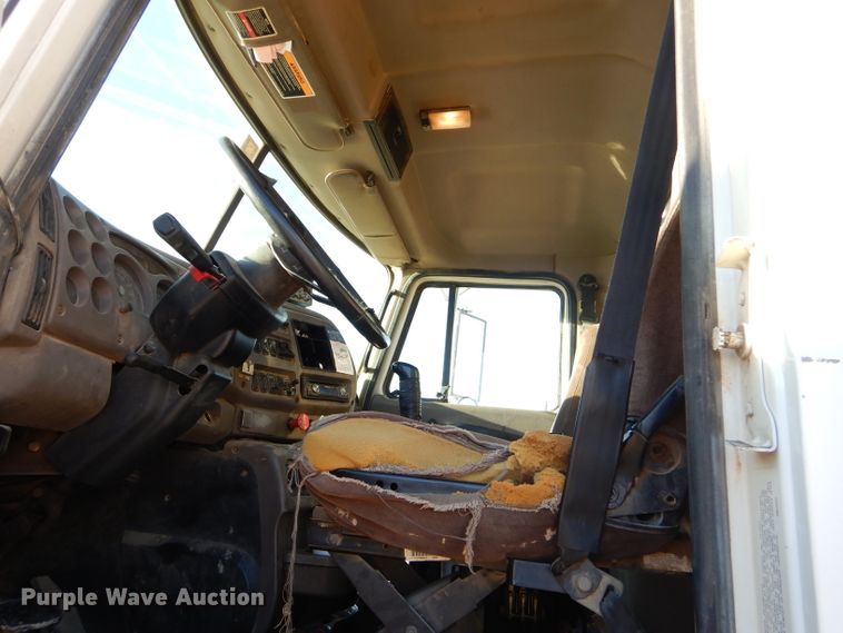 image for item GB9621 2003 Mack CH600 dump truck