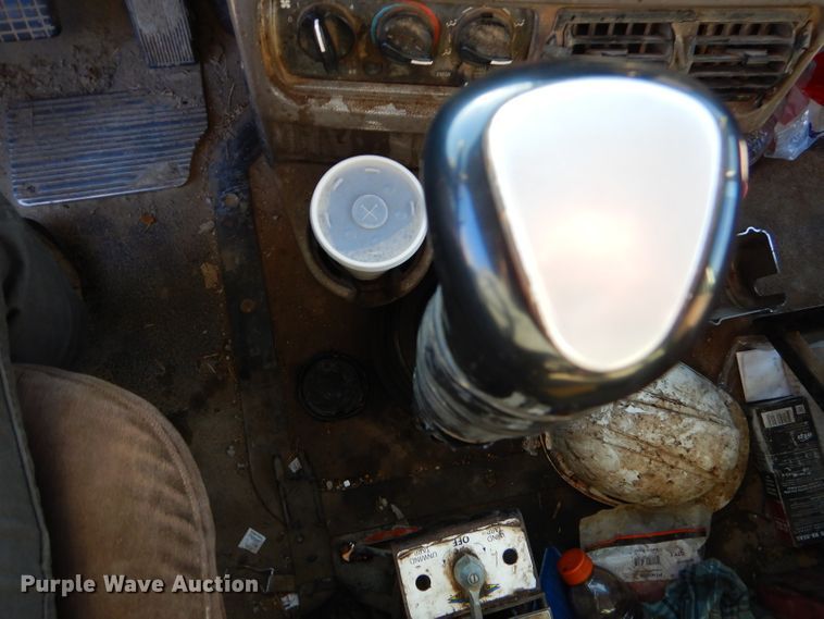 image for item GB9621 2003 Mack CH600 dump truck