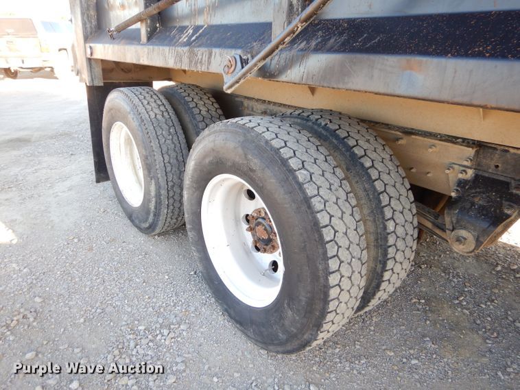 image for item GB9621 2003 Mack CH600 dump truck