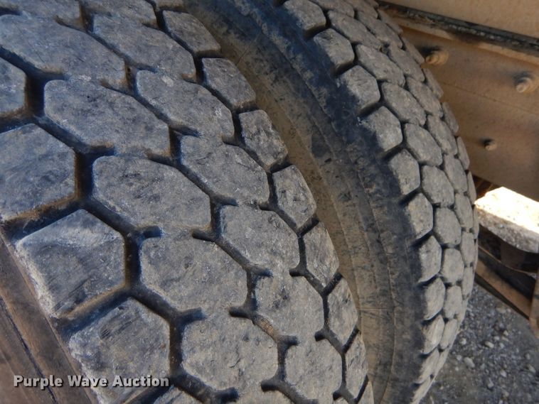 image for item GB9621 2003 Mack CH600 dump truck