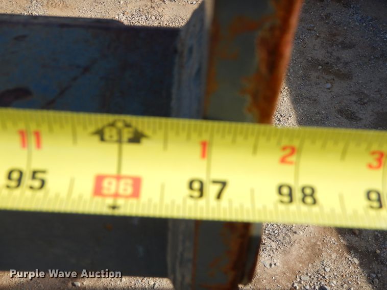 image for item GB9629 JRB 8D07 pallet forks