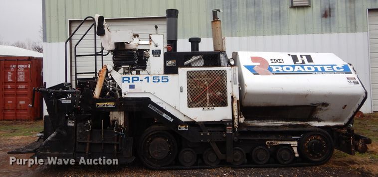 image for item GE9036 2003 Roadtec RP155 paver