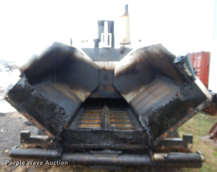 image for item GE9036 2003 Roadtec RP155 paver