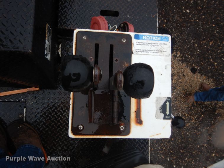 image for item GE9036 2003 Roadtec RP155 paver