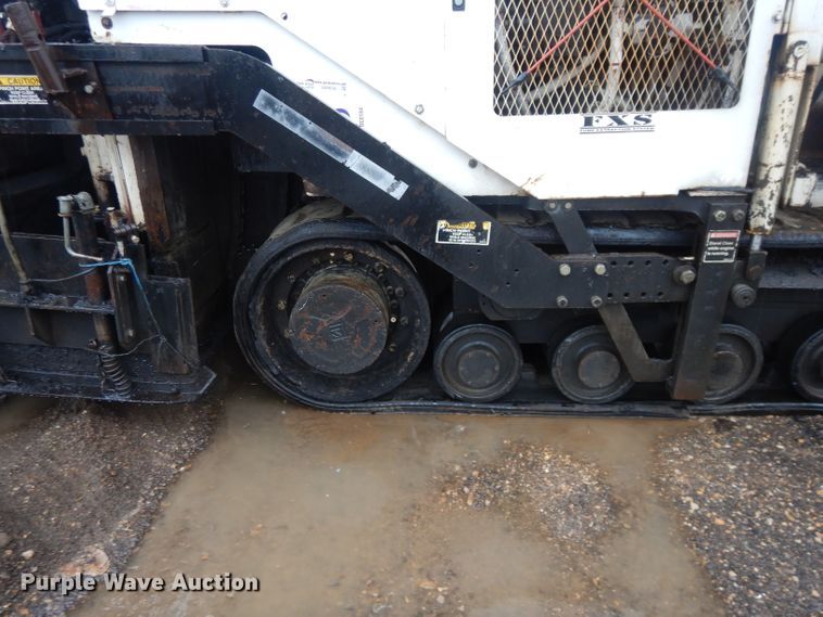 image for item GE9036 2003 Roadtec RP155 paver