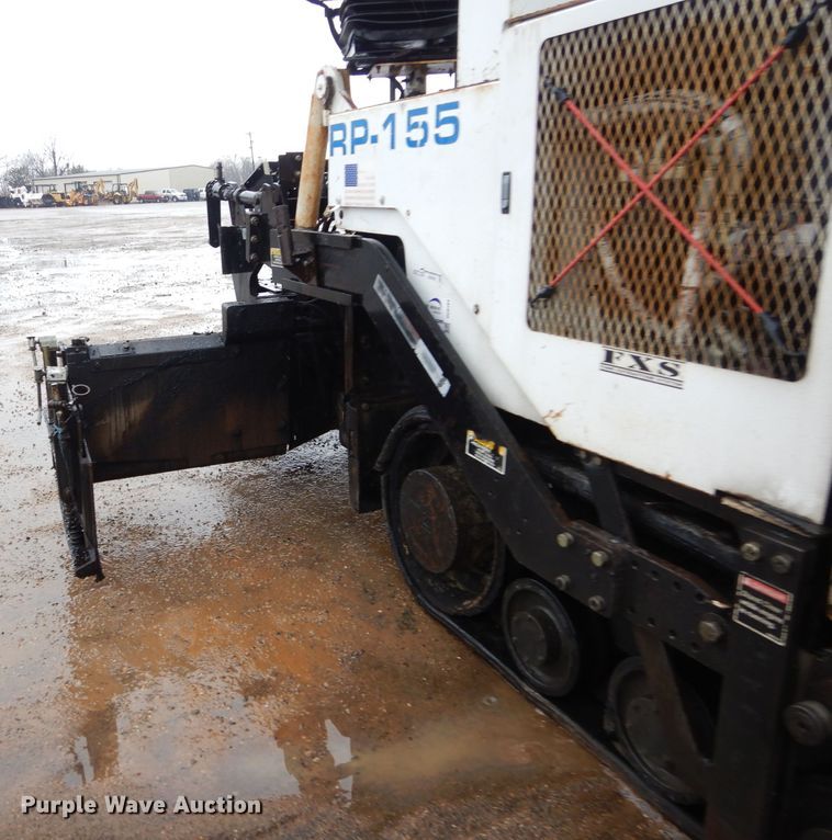 image for item GE9036 2003 Roadtec RP155 paver