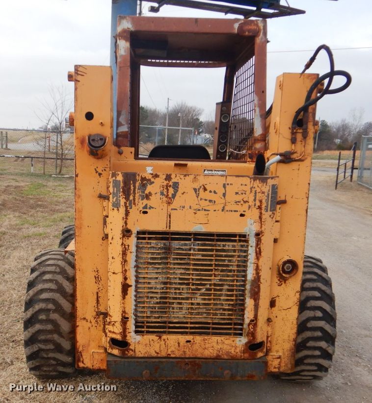 image for item GF9015 1985 Case 1845B skid steer