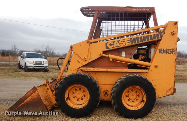 image for item GF9015 1985 Case 1845B skid steer