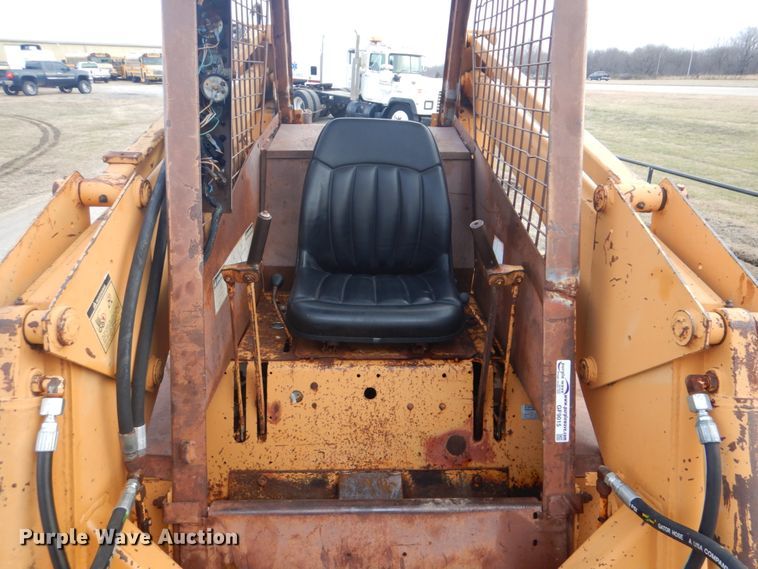 image for item GF9015 1985 Case 1845B skid steer