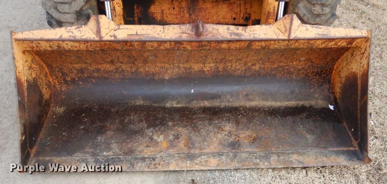 image for item GF9015 1985 Case 1845B skid steer