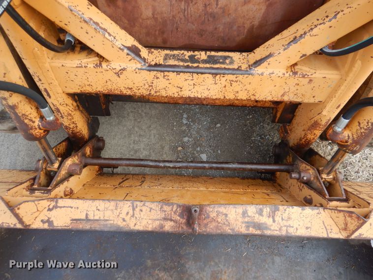 image for item GF9015 1985 Case 1845B skid steer