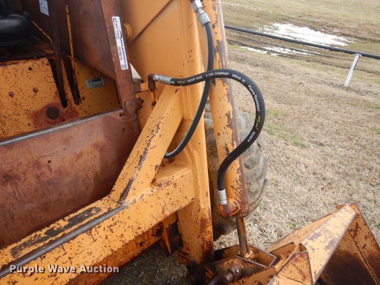 image for item GF9015 1985 Case 1845B skid steer
